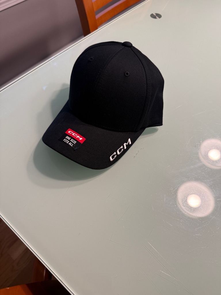 Ccm Black Youth Baseball Cap With White Logo And Red Tag